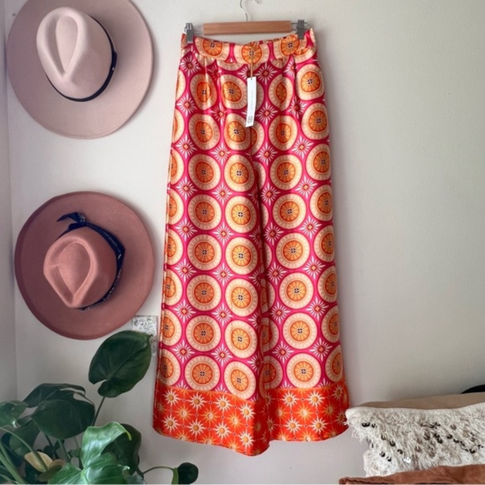 HOUSE‎ OF HARLOW 1960 Satin Wide leg pants SIZE MEDIUM boho pull on NEW tropical